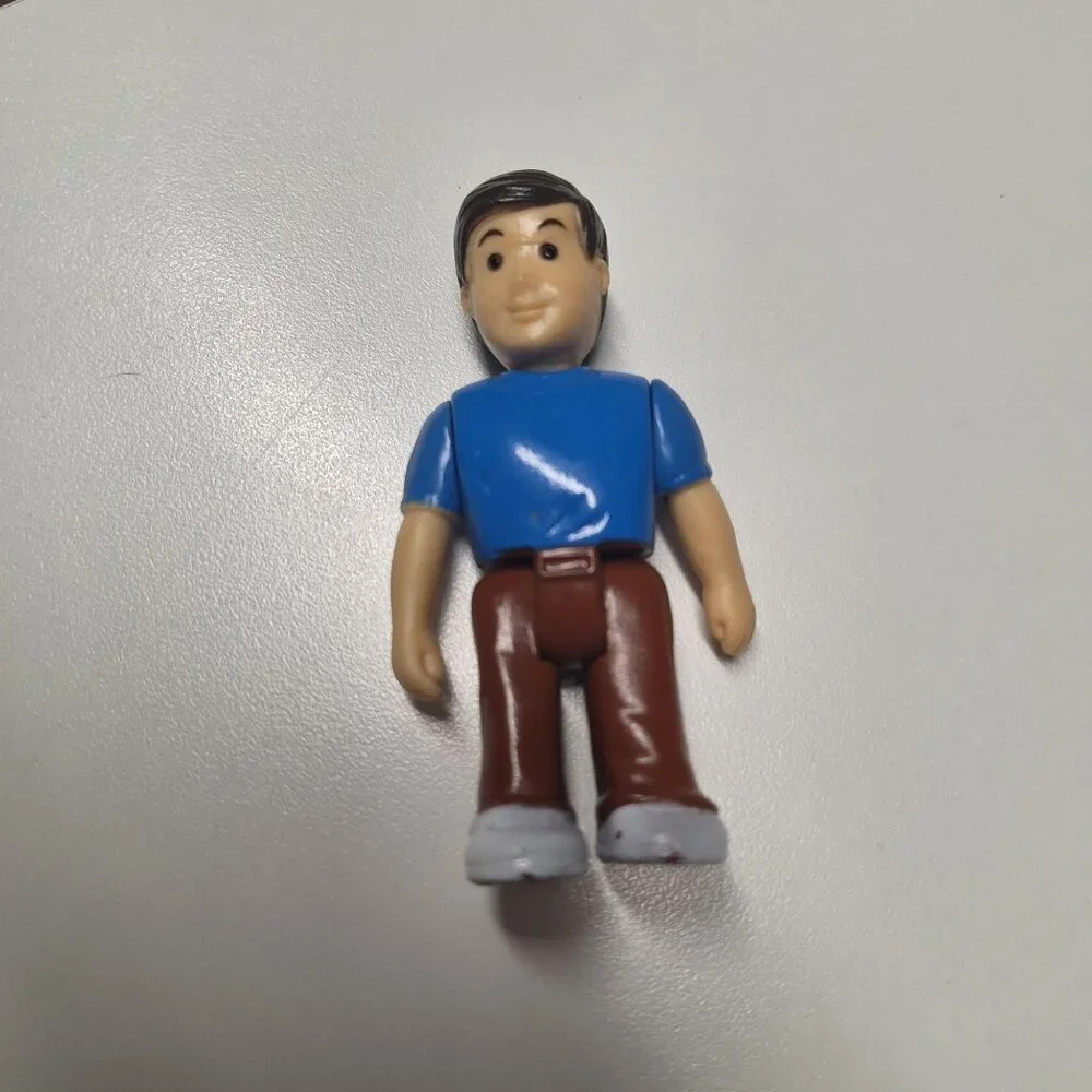 Keenway Dollhouse Father Figure Black Hair Blue Shirt Uncle Dad Male Man Play‎